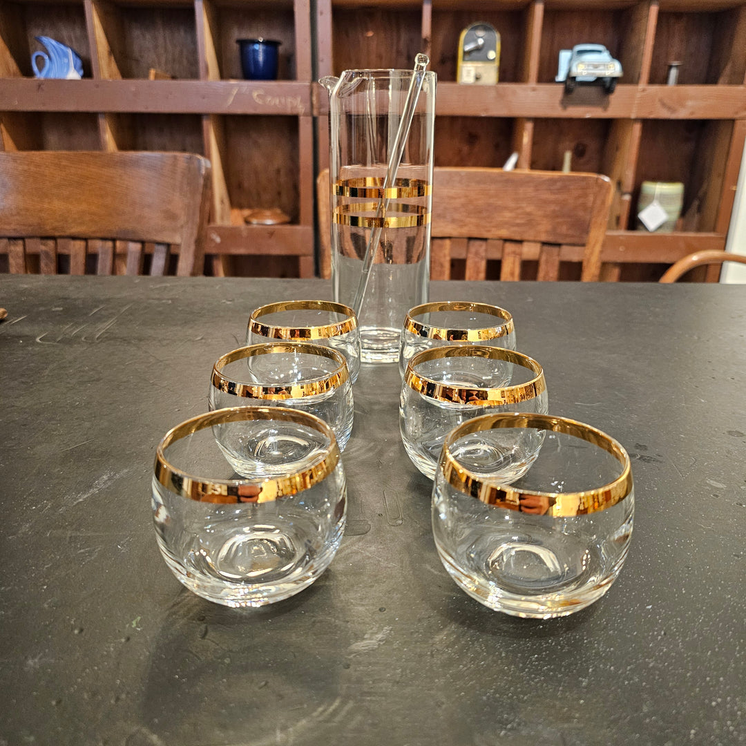 8pc Gold Band Roly Poly Cocktail Set