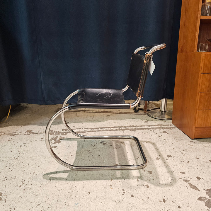 Marcel Breuer MR Chair — Provenance: Walker Art Center