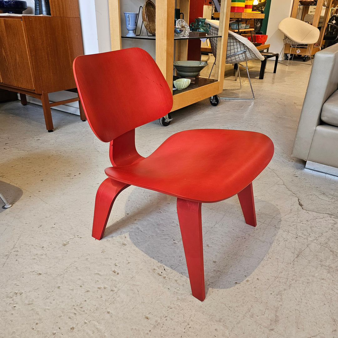Red Eames LCW Chair